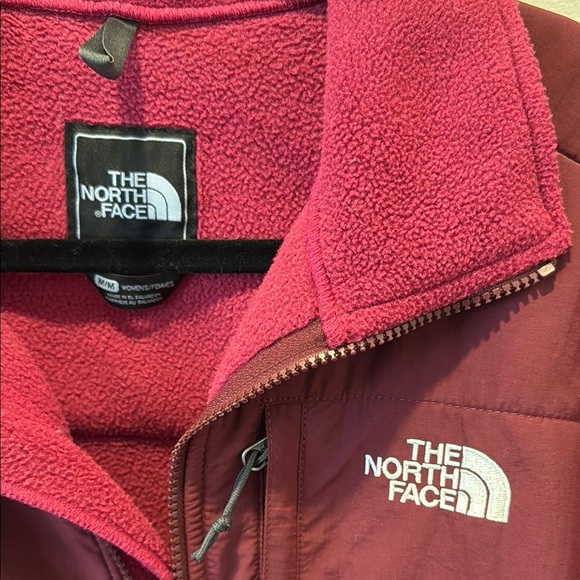 The North Face Pink Ski & Snow Jacket with Plush Fleece - Picture 2 of 4